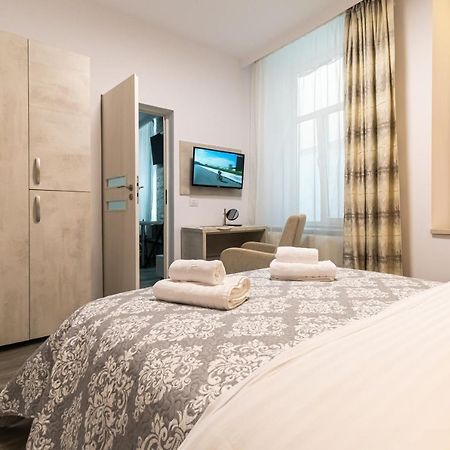 Okbrasov - Apartment & Studio In The Heart Of Old Town, Moments Away From The Black Church Exterior foto