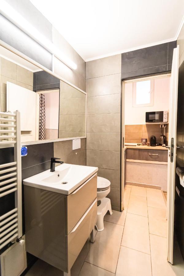 Okbrasov - Apartment & Studio In The Heart Of Old Town, Moments Away From The Black Church Exterior foto