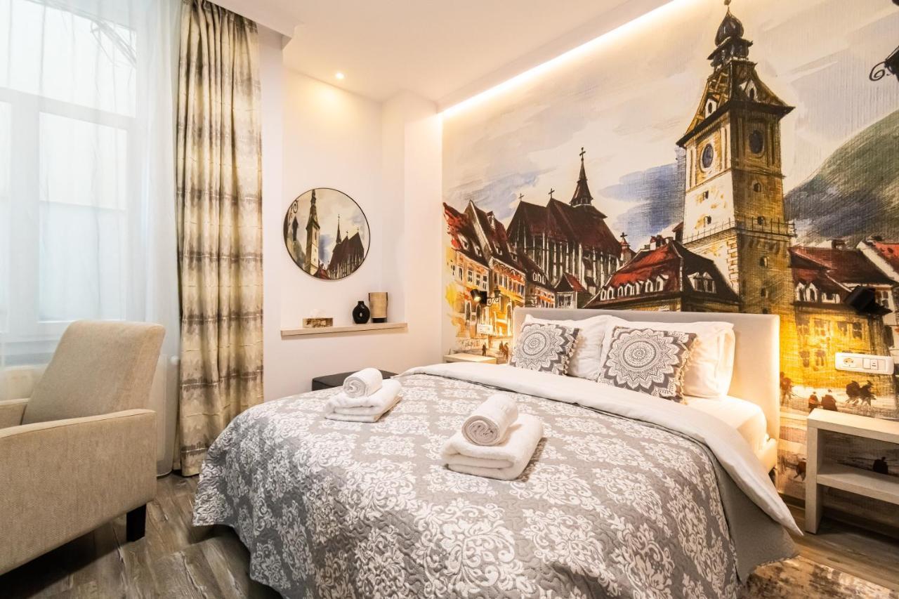 Okbrasov - Apartment & Studio In The Heart Of Old Town, Moments Away From The Black Church Exterior foto